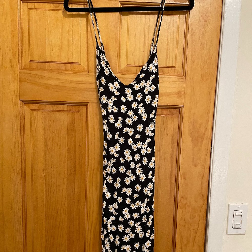 Black and white daisy Reformation dress